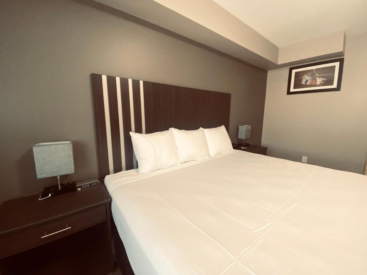 Econo Lodge Принс-Джордж Экстерьер фото