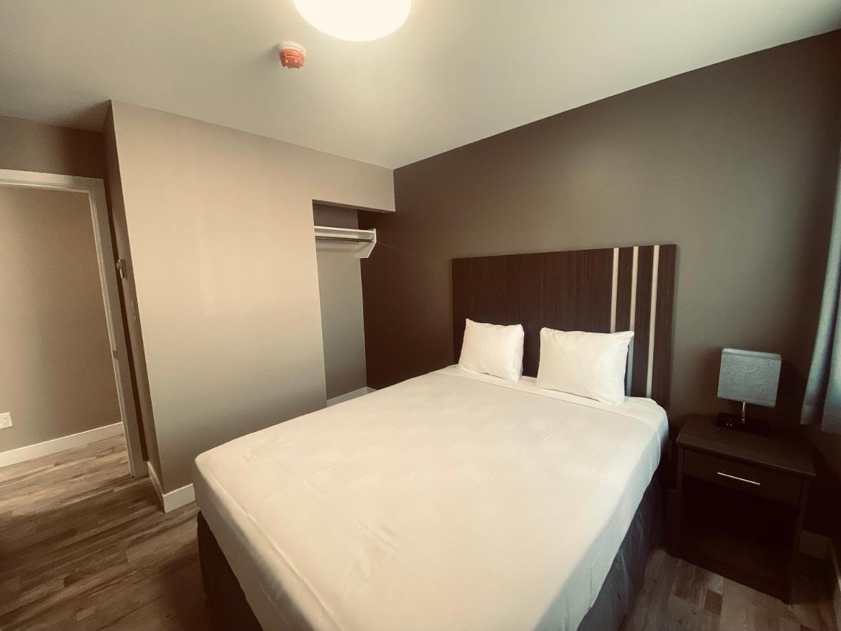 Econo Lodge Принс-Джордж Экстерьер фото