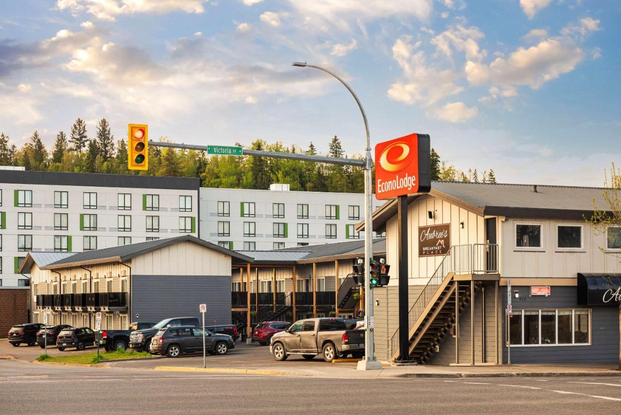 Econo Lodge Принс-Джордж Экстерьер фото